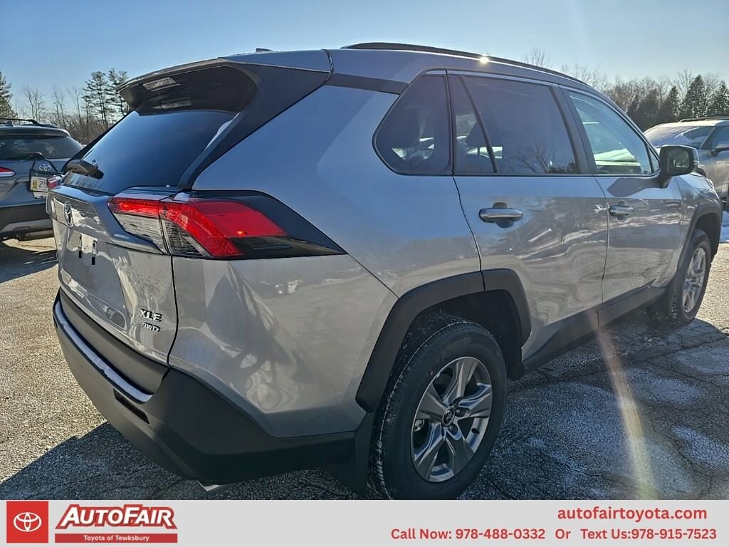 New 2025 Toyota RAV4 XLE SUV