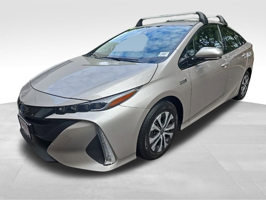 2020 Toyota Prius Prime Limited photo 3