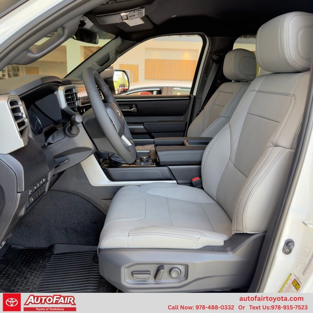 2026 Toyota Tundra SR5 - Photo 10