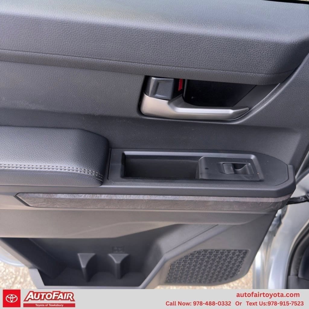 2026 Toyota Tacoma Limited - Photo 16