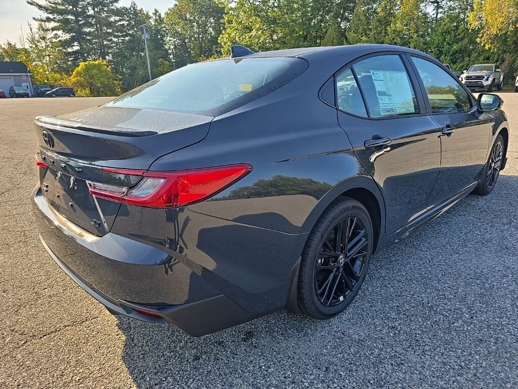 New 2026 Toyota Camry SE Sedan