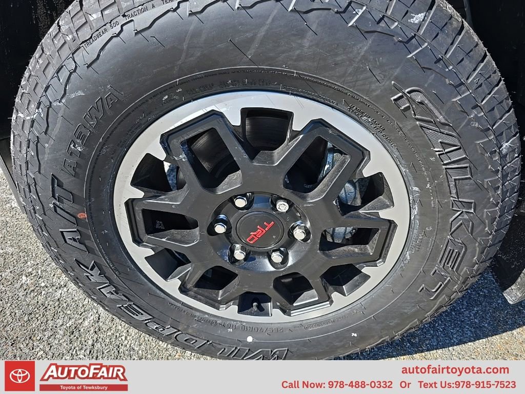 2025 Toyota Tacoma TRD Off Road - Photo 9