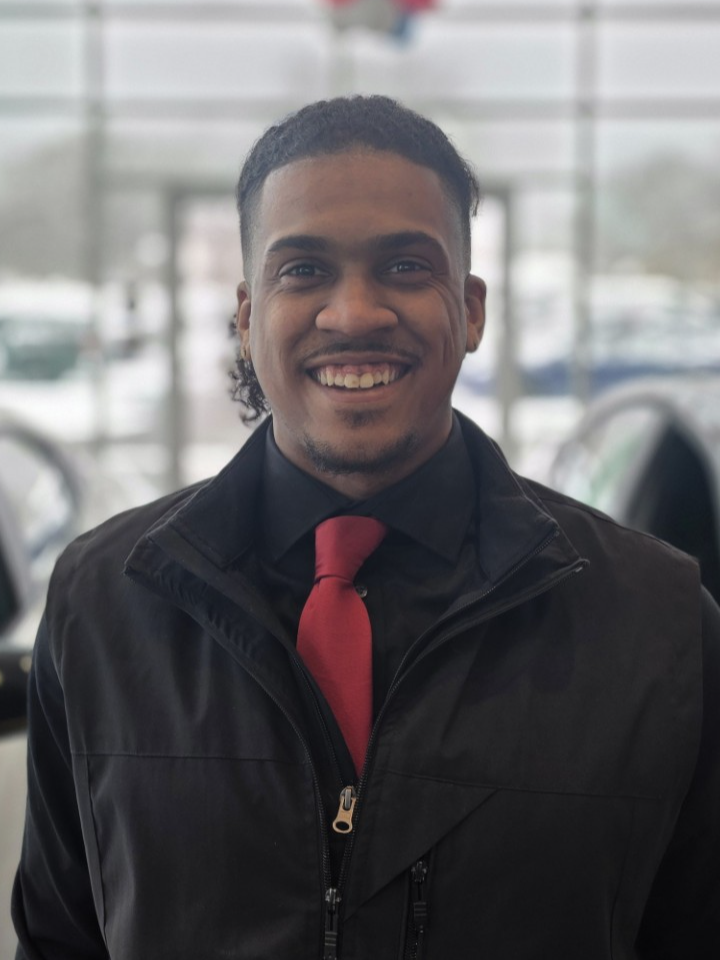 Staff member Jamal Antongeorgee from ID_6ba3a715f71c