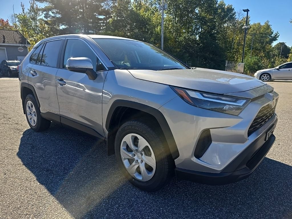 New 2025 Toyota RAV4 LE SUV