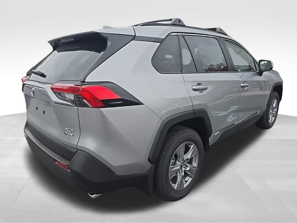 New 2025 Toyota RAV4 Hybrid XLE SUV