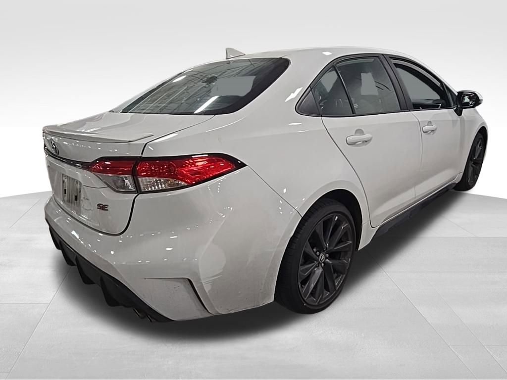 2024 Toyota Corolla SE photo 4