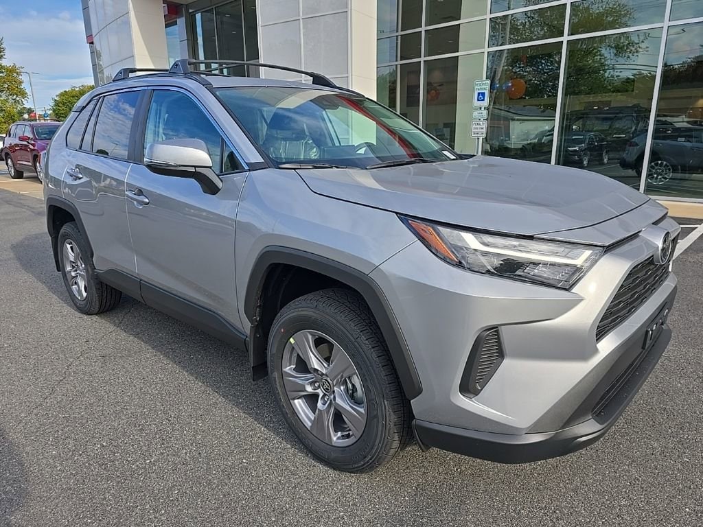 New 2025 Toyota RAV4 XLE SUV