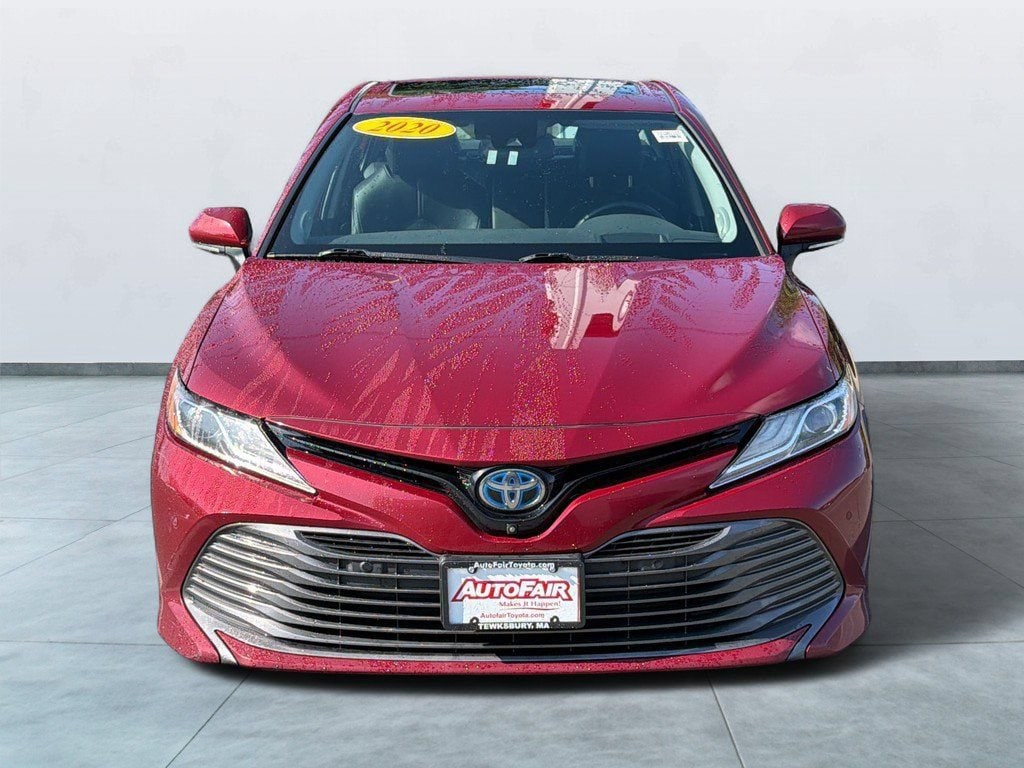 Used 2020 Toyota Camry Hybrid XLE Sedan