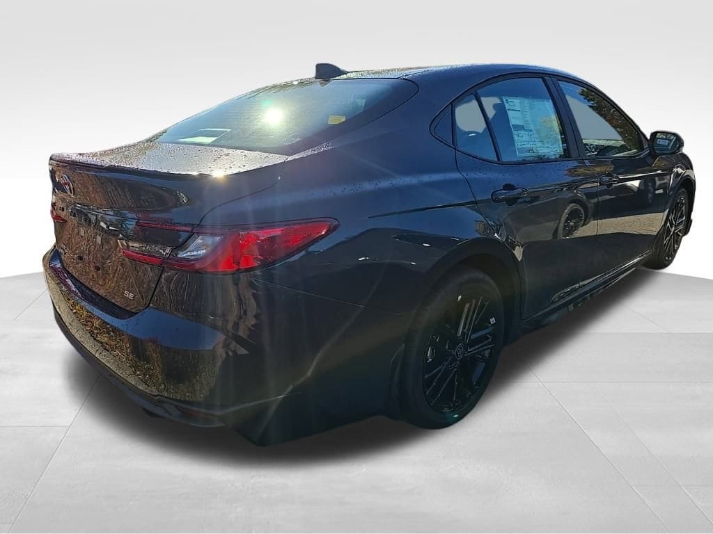 New 2026 Toyota Camry SE Sedan