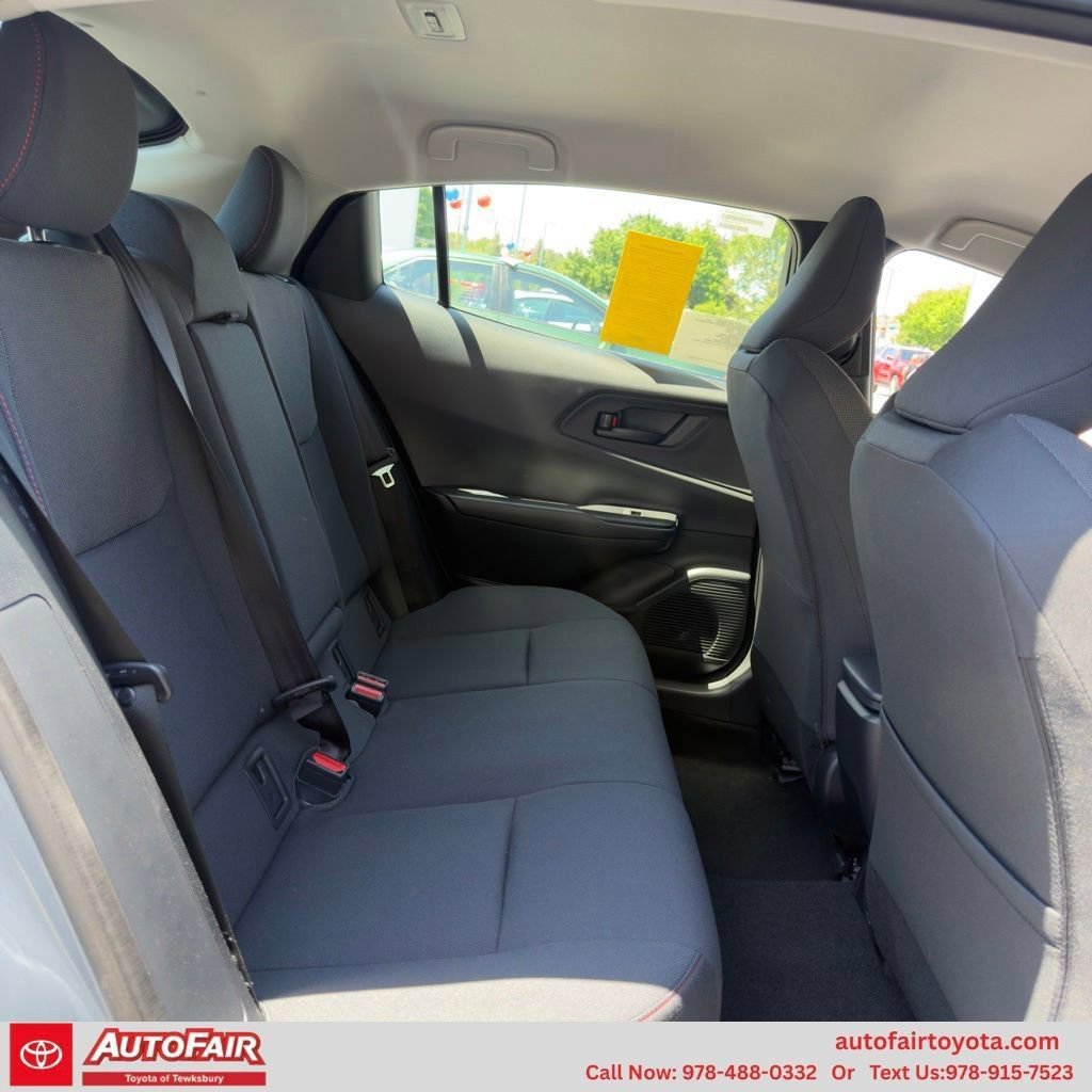 2026 Toyota Prius Plug-in Hybrid SE - Photo 22
