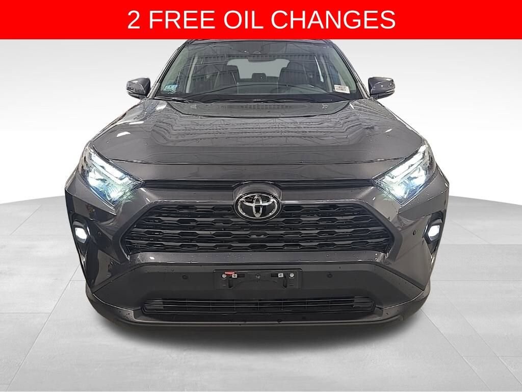 2023 Toyota RAV4 XLE Premium photo 2