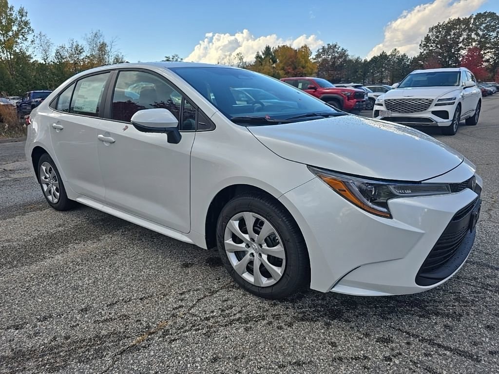 2026 Toyota Corolla LE's photo