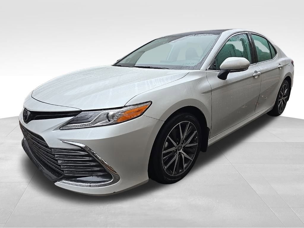 Used 2022 Toyota Camry XLE Sedan