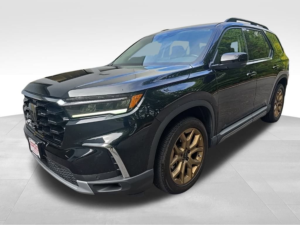 Used 2024 Honda Pilot Touring SUV