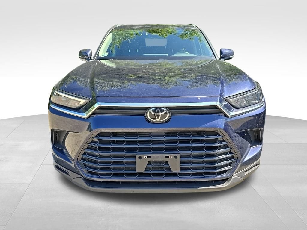 Used 2024 Toyota Grand Highlander XLE with VIN 5TDAAAB51RS031932 for sale in Tewksbury, MA