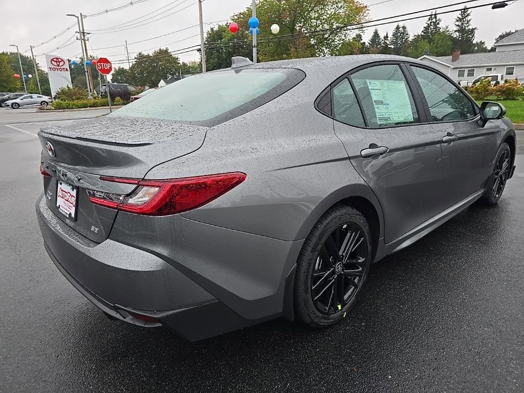 New 2026 Toyota Camry SE Sedan