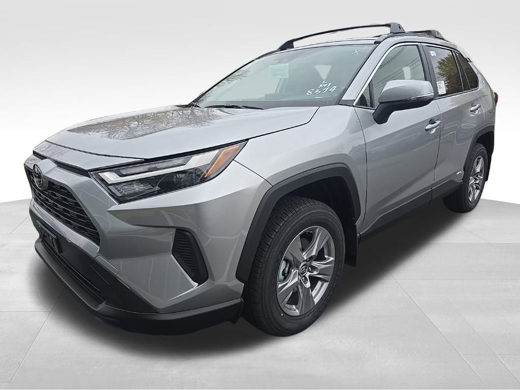 New 2025 Toyota RAV4 Hybrid XLE SUV