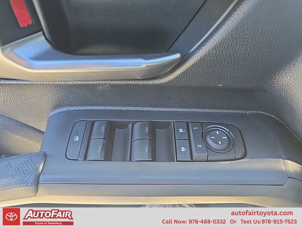 2025 Toyota Tacoma TRD Off Road - Photo 11