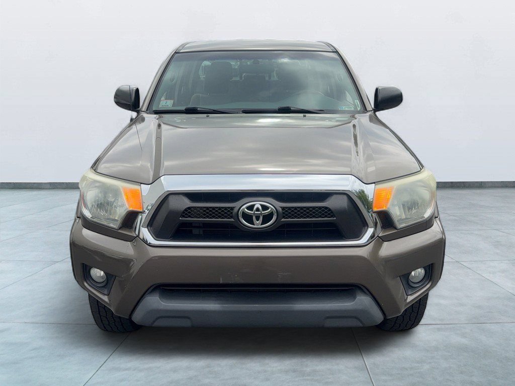 Used 2014 Toyota Tacoma Base with VIN 3TMLU4EN3EM140898 for sale in Tewksbury, MA