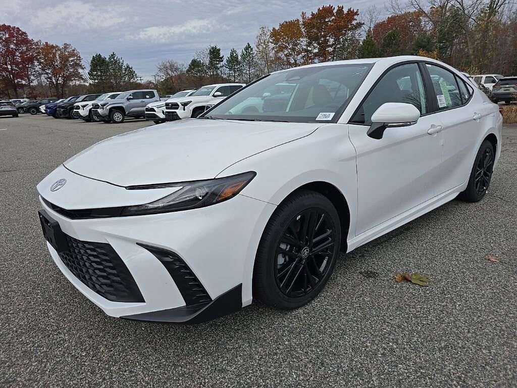 New 2026 Toyota Camry SE Sedan