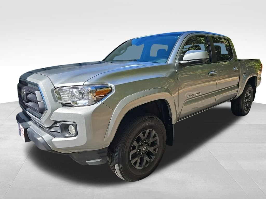 2022 Toyota Tacoma SR5 V6 photo 3