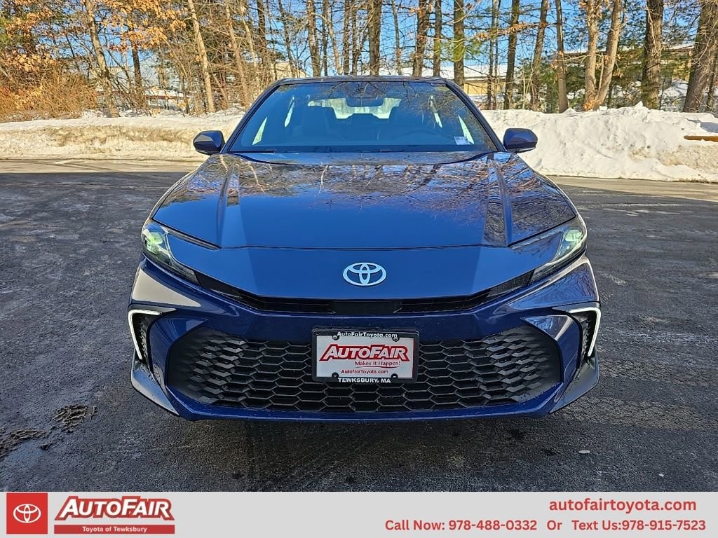 New 2026 Toyota Camry SE Sedan
