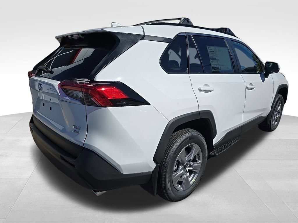 New 2025 Toyota RAV4 XLE SUV