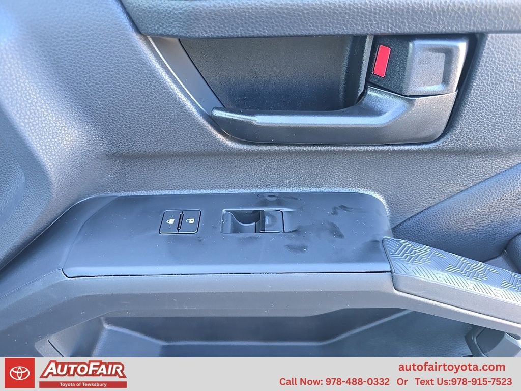 2026 Toyota Tacoma SR5 - Photo 19