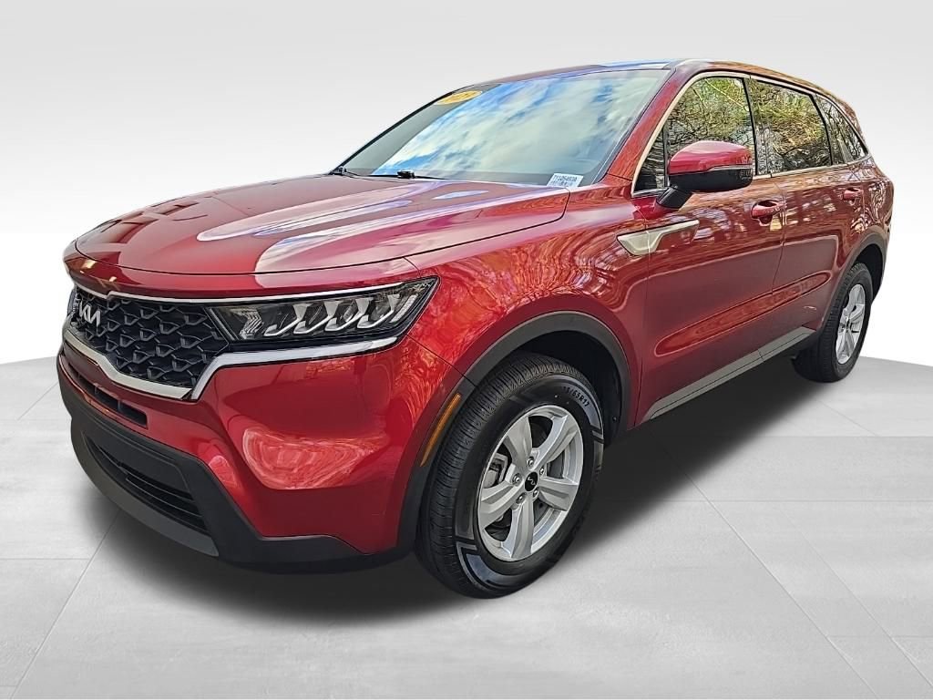 2023 Kia Sorento LX photo 3