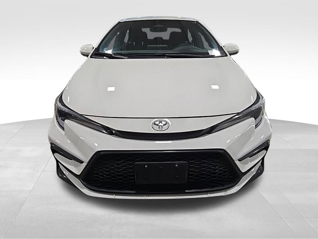 2024 Toyota Corolla SE photo 2