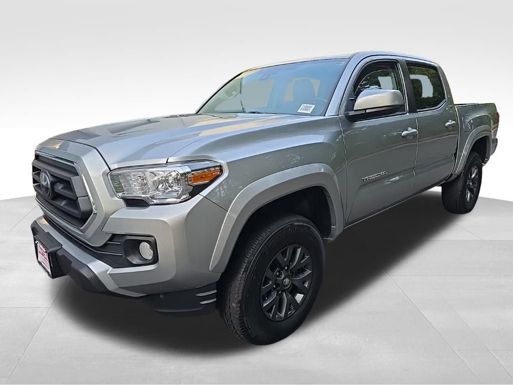 2023 Toyota Tacoma SR5 V6 Double Cab photo 3