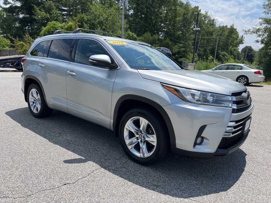 Used 2018 Toyota Highlander Limited with VIN 5TDDZRFH5JS875260 for sale in Tewksbury, MA