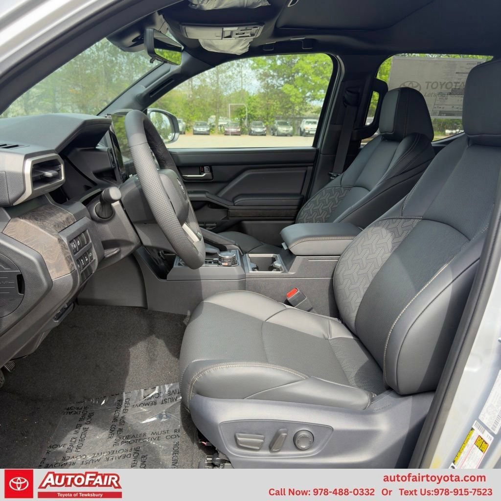 2026 Toyota Tacoma Limited - Photo 15