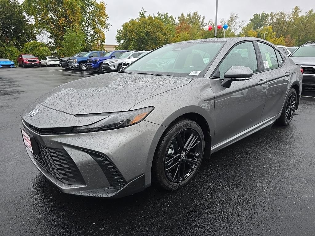 New 2026 Toyota Camry SE Sedan