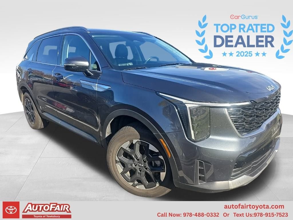 Used 2024 Kia Sorento S SUV