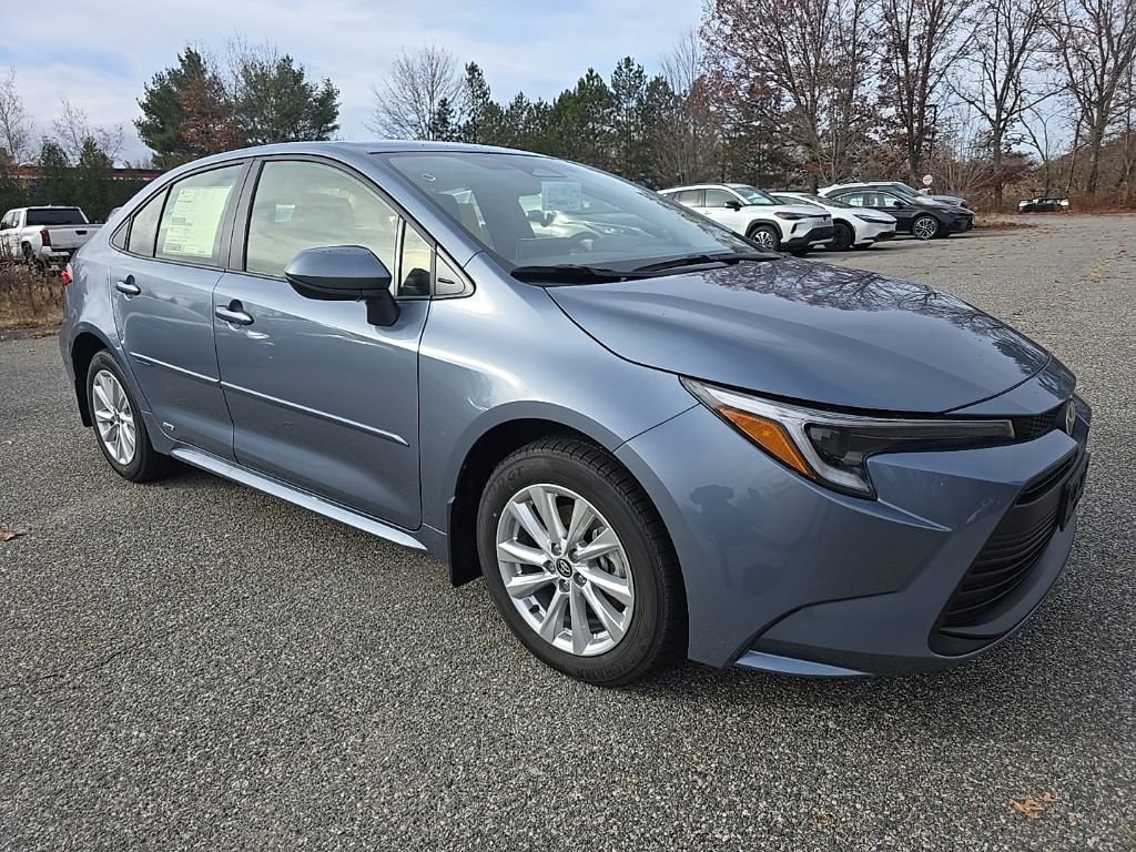 2026 Toyota Corolla LE's photo