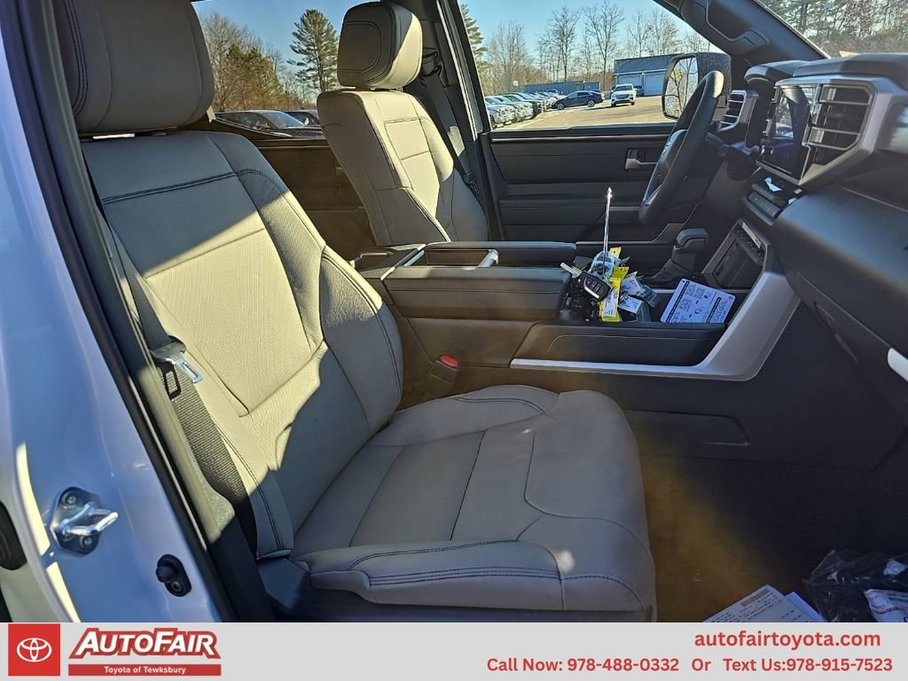 2026 Toyota Tundra SR5 - Photo 22