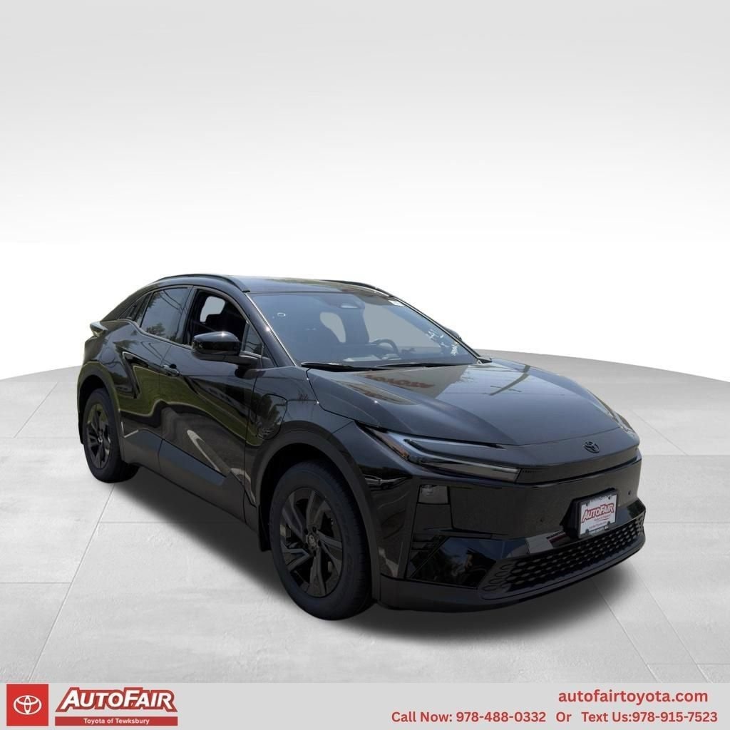 New 2026 Toyota C-HR SE SUV
