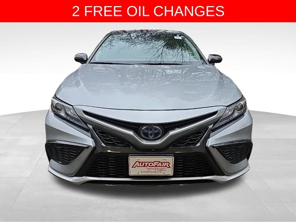 2023 Toyota Camry Hybrid XSE photo 2