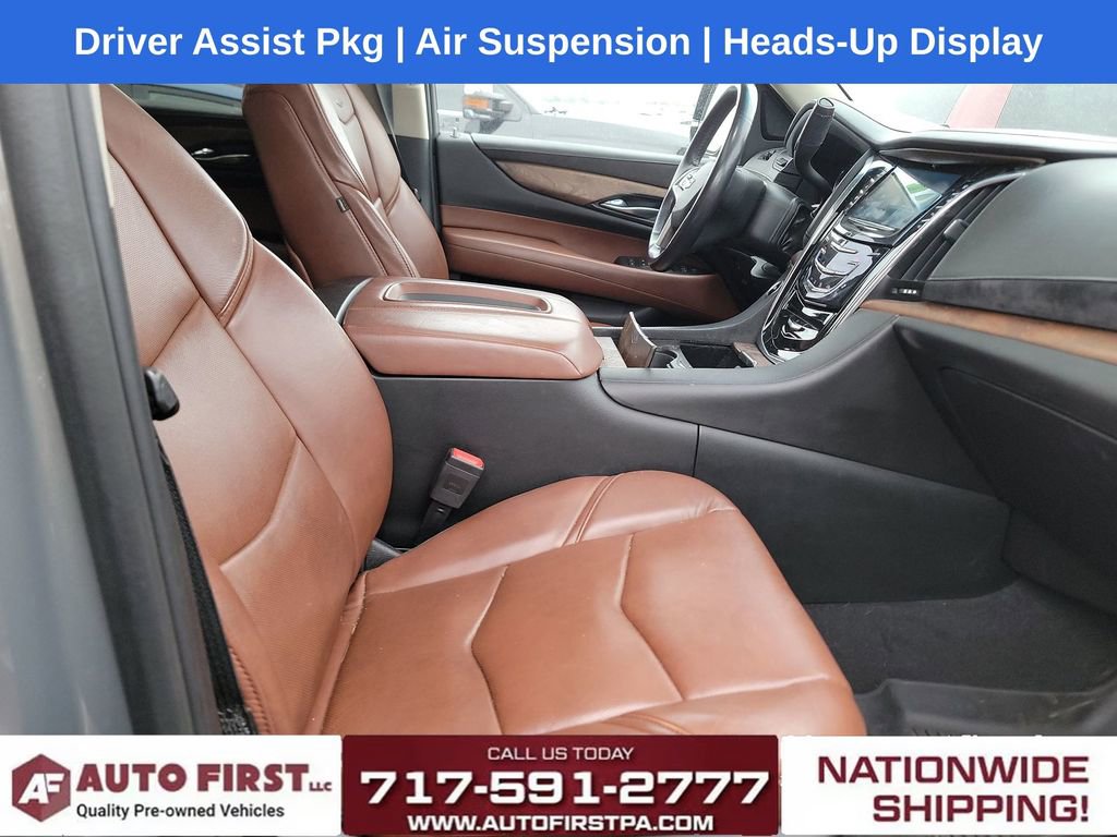 2018 Cadillac Escalade Premium Luxury photo 3