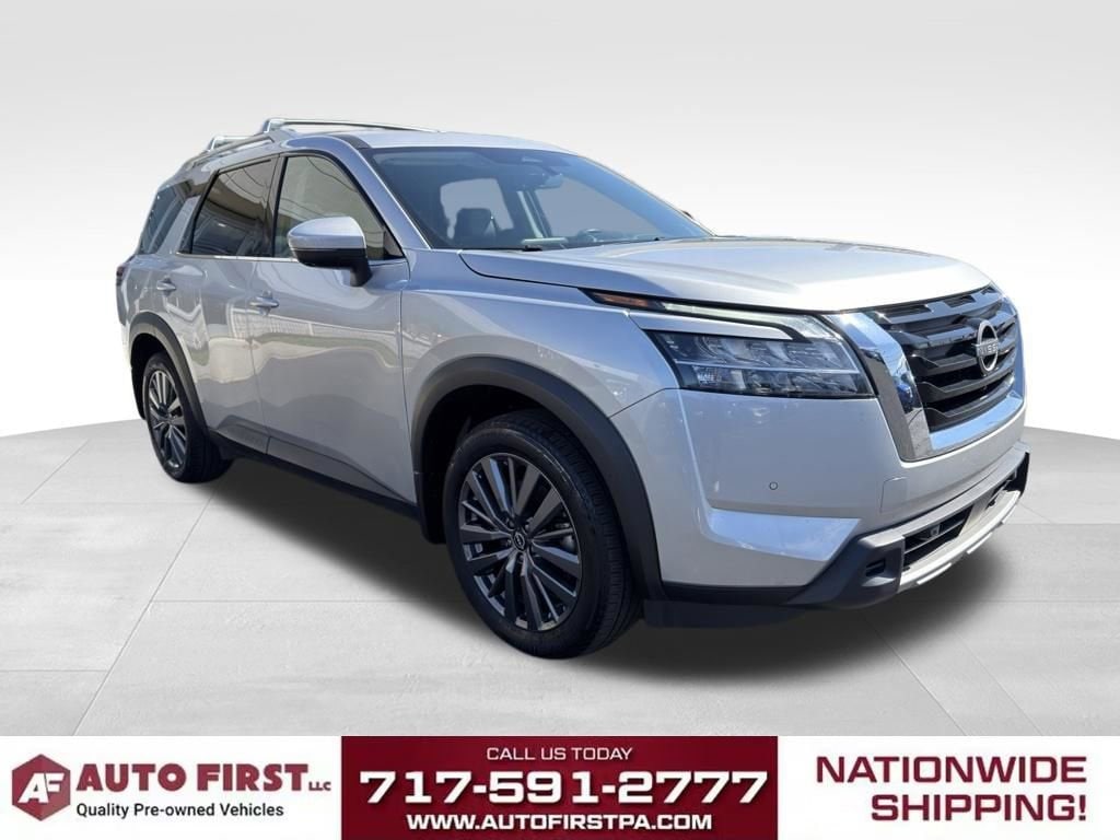 2024 Nissan Pathfinder SL 4WD's photo