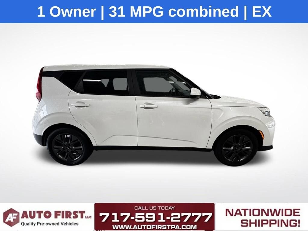 2021 Kia Soul EX photo 2