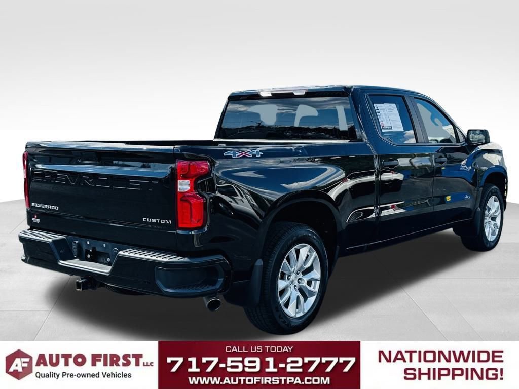 2020 Chevrolet Silverado 1500 Custom photo 2