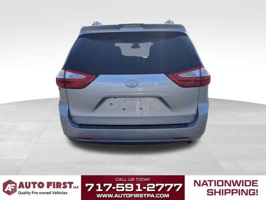 Used 2018 Toyota Sienna XLE 8 Passenger Minivan/Van