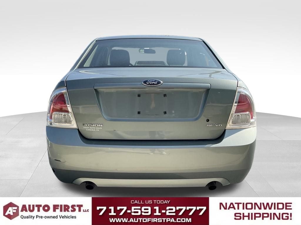 Used 2006 Ford Fusion SE Sedan