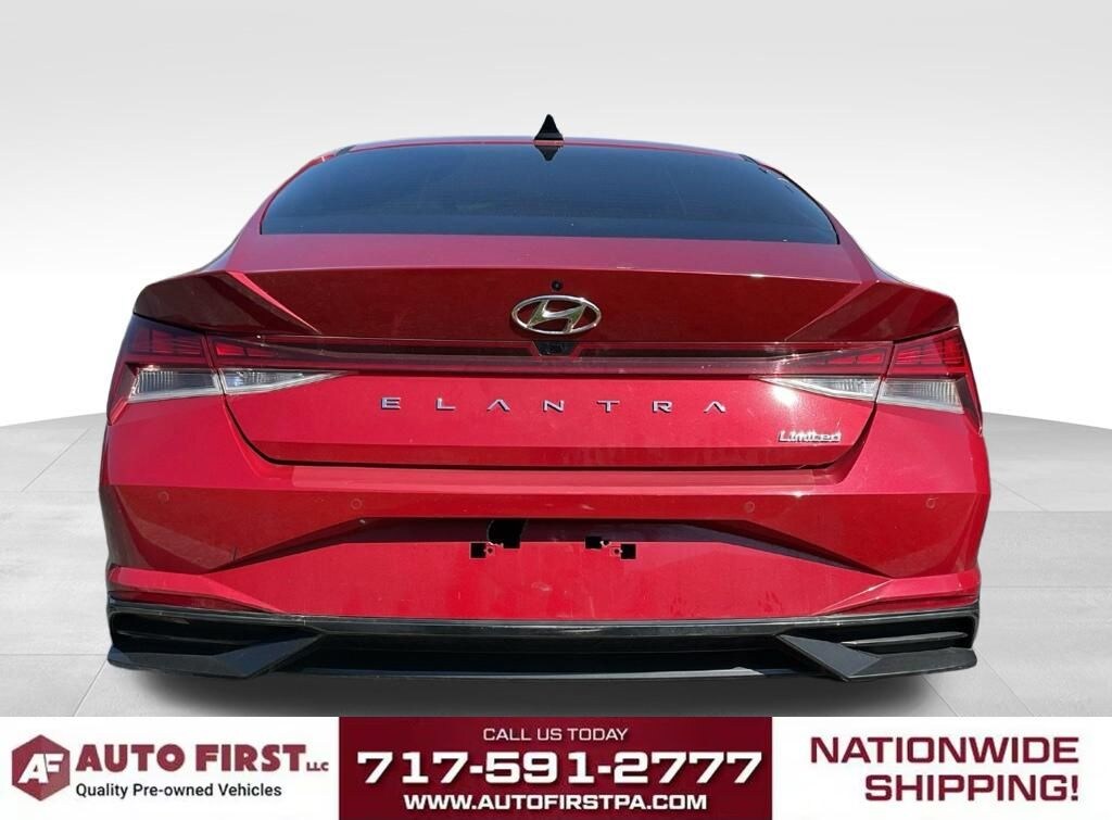 Used 2022 Hyundai Elantra Limited Sedan