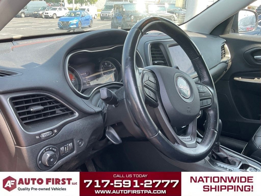 Used 2021 Jeep Cherokee Trailhawk SUV