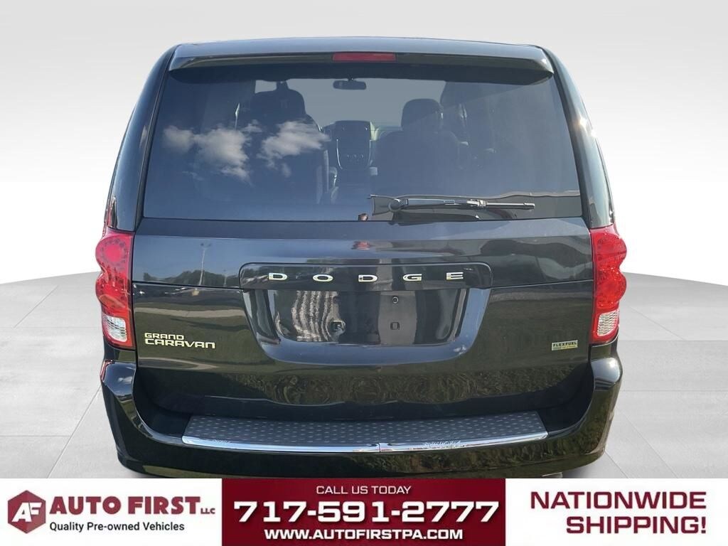 Used 2017 Dodge Grand Caravan SE Minivan/Van