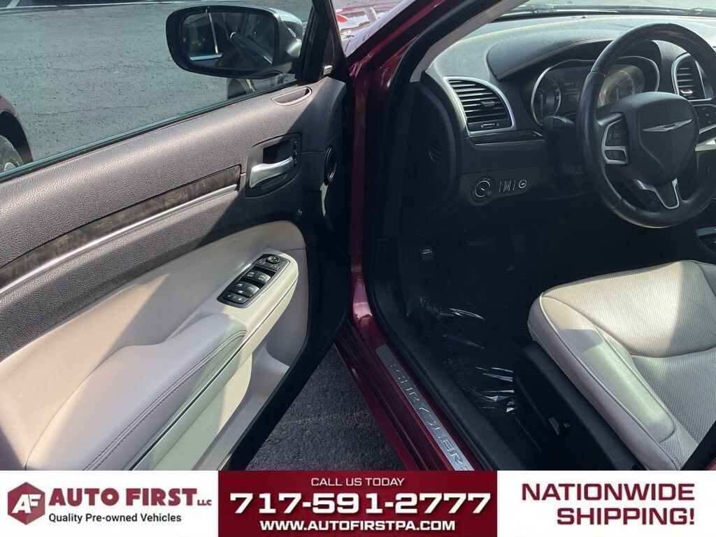 Used 2018 Chrysler 300 Limited Sedan