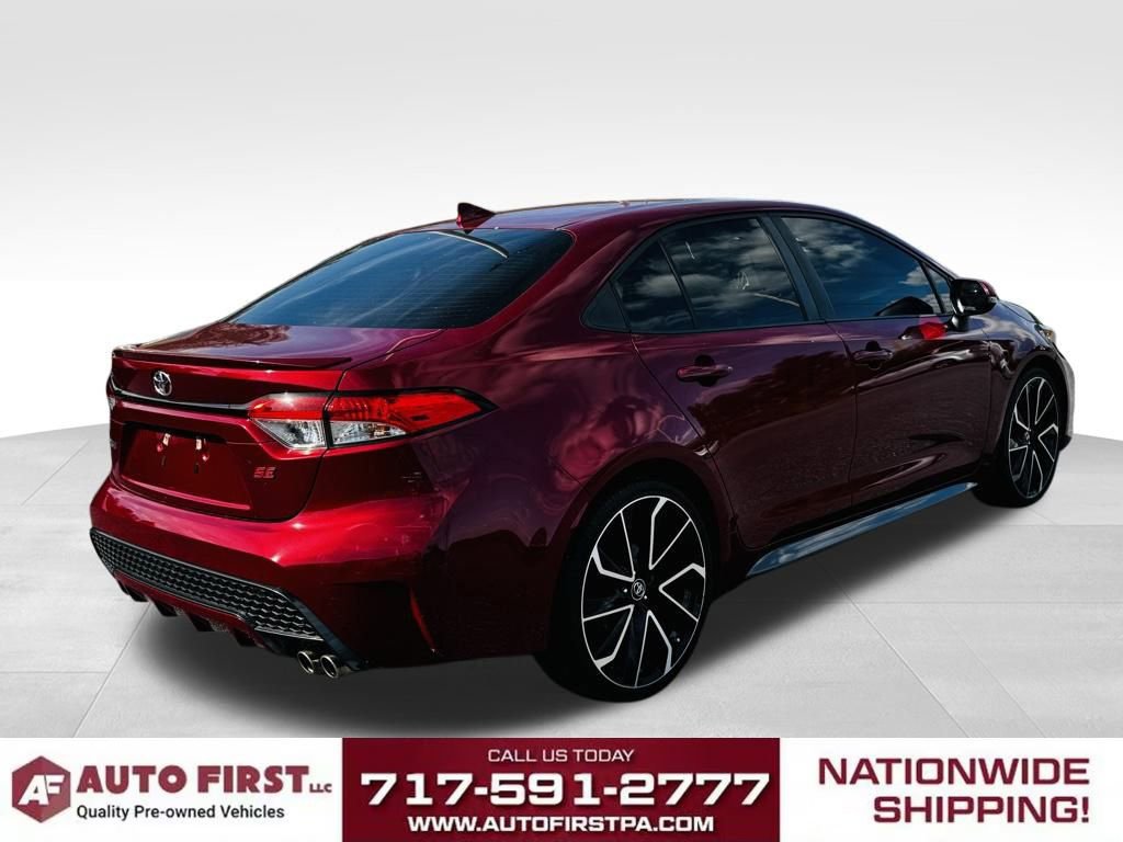 2022 Toyota Corolla SE photo 3